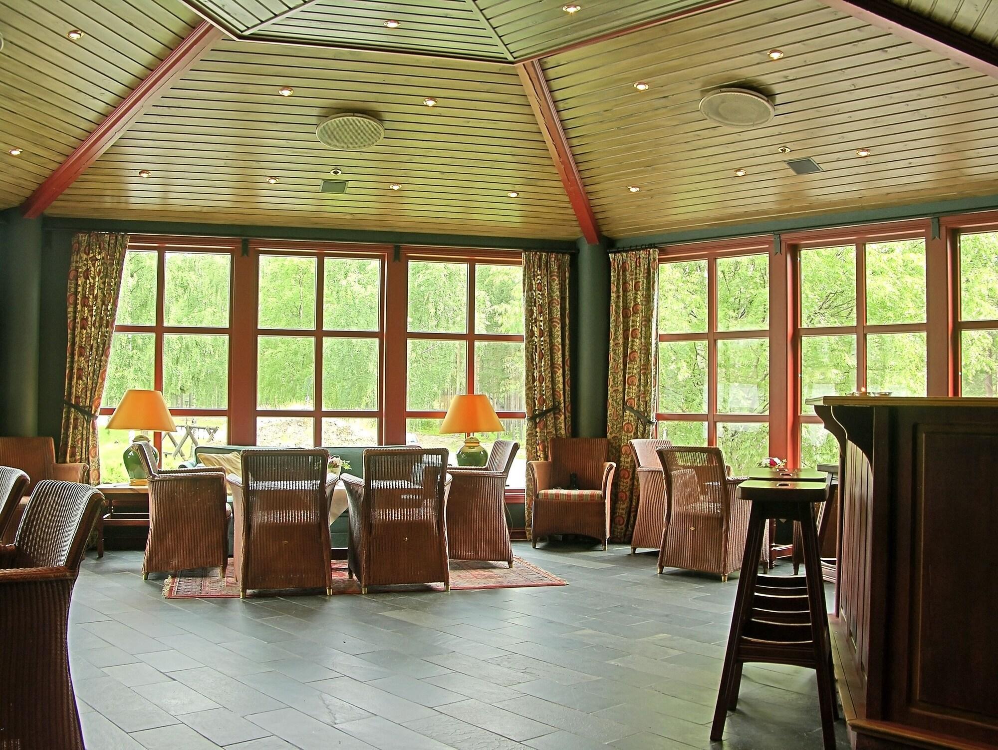 Bar/Salón Hunderfossen Hotell & Resort Hafjell