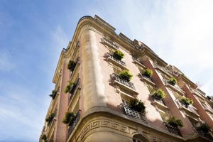 Alojamiento - Hotel Ares Eiffel