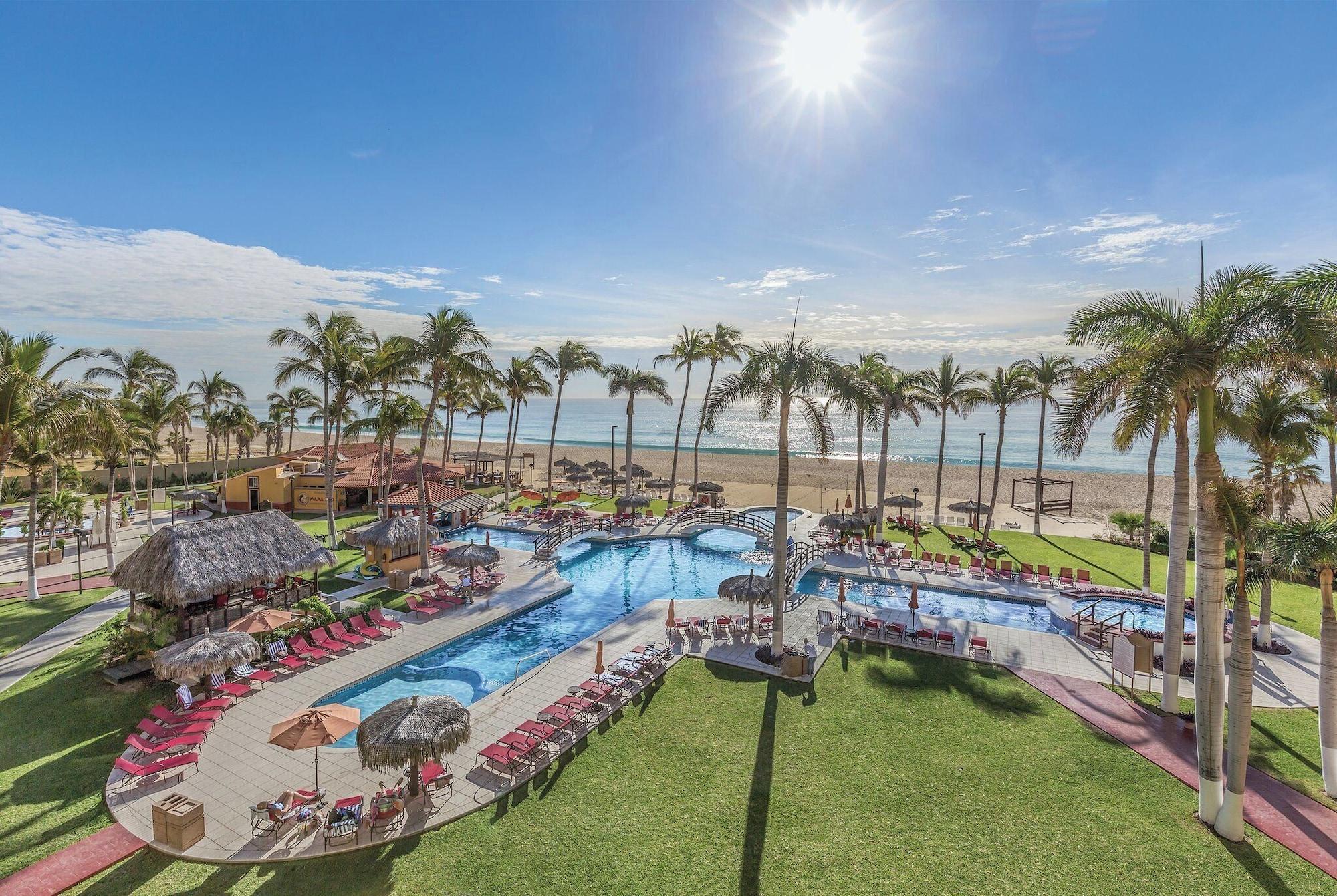 Playa Cabo Oceanfront Resort Condos