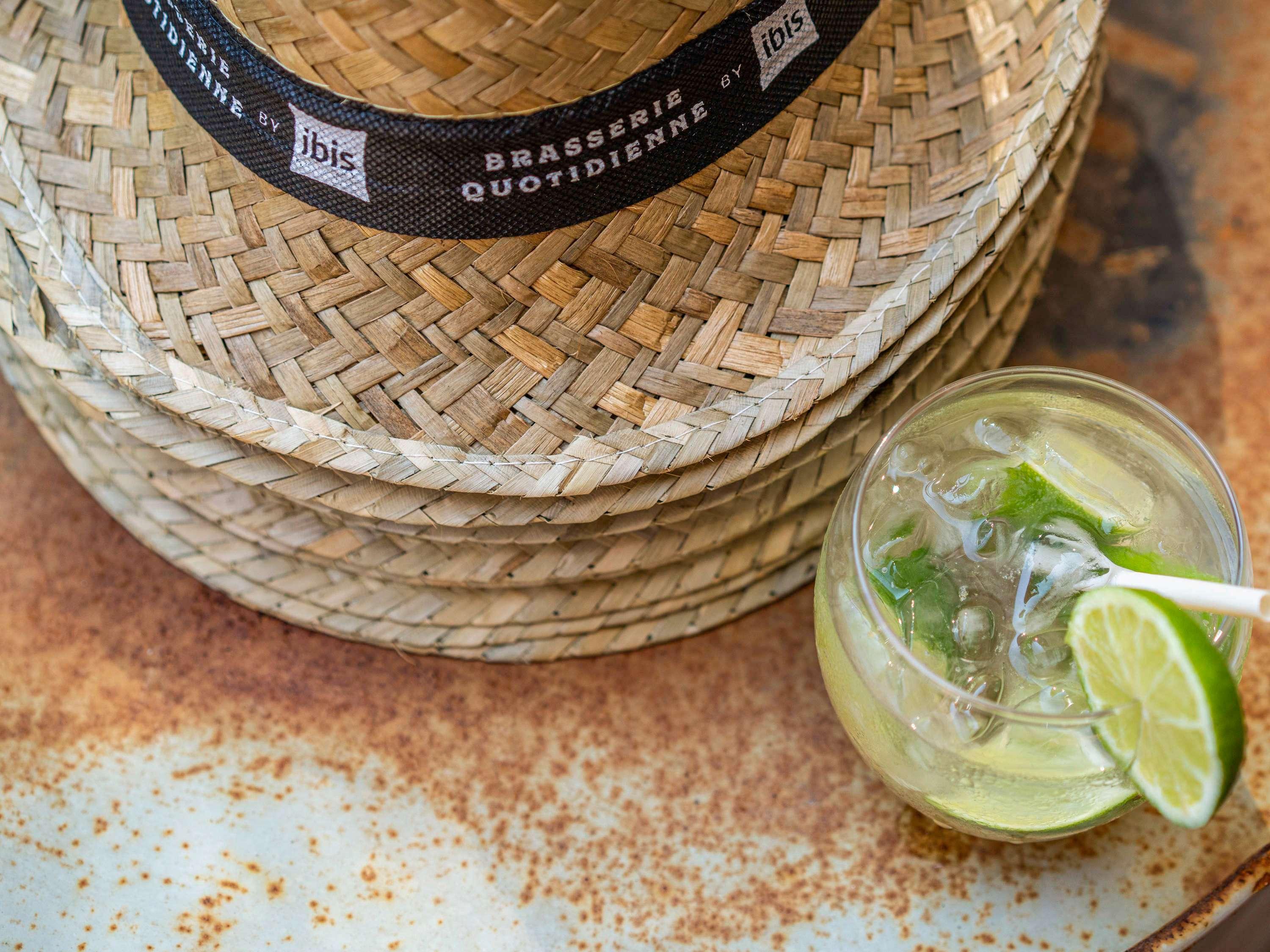 Bar/Salón ibis Montpellier Centre  Polygone