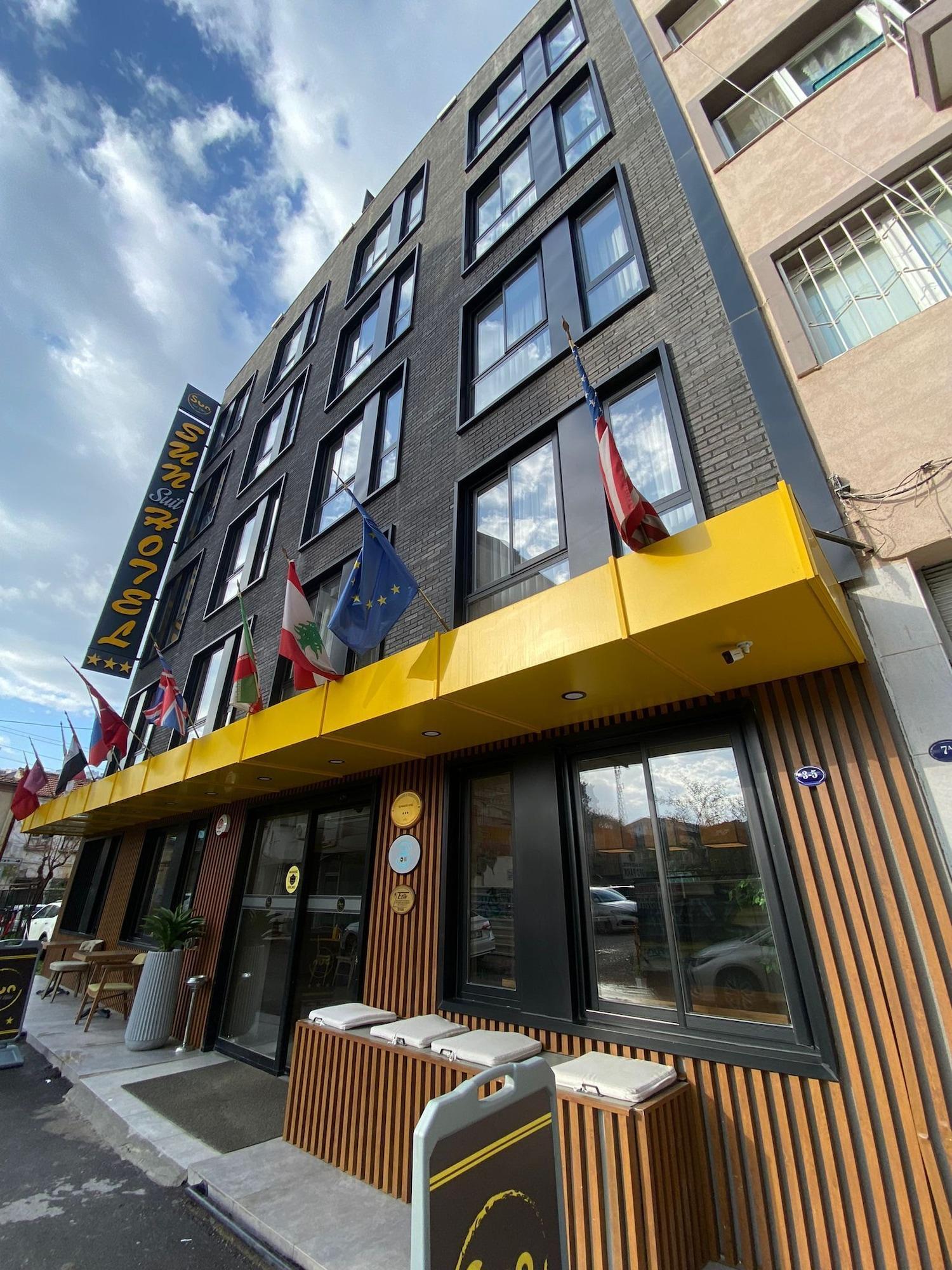 Varios Sun Suit Hotel