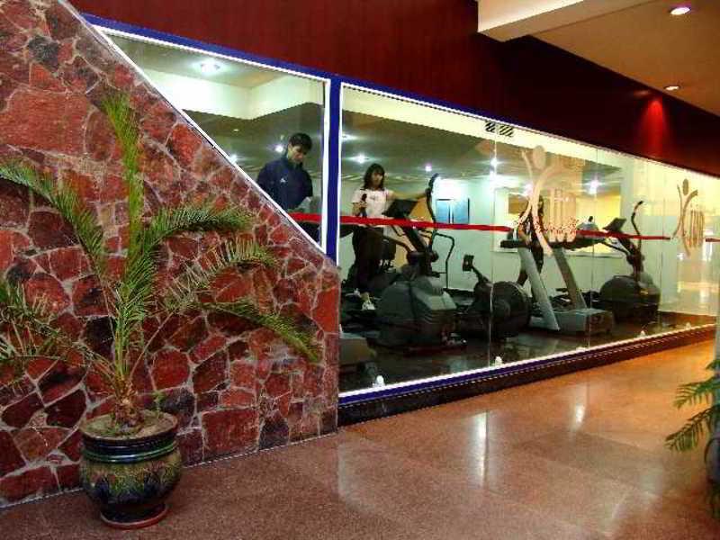 Instalaciones Recreativas Le Grande Plaza Hotel