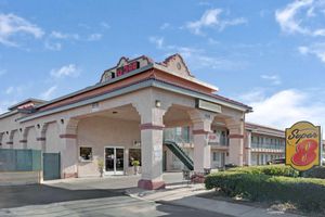 Alojamiento - Super 8 by Wyndham Tucson Downtown Convention Center