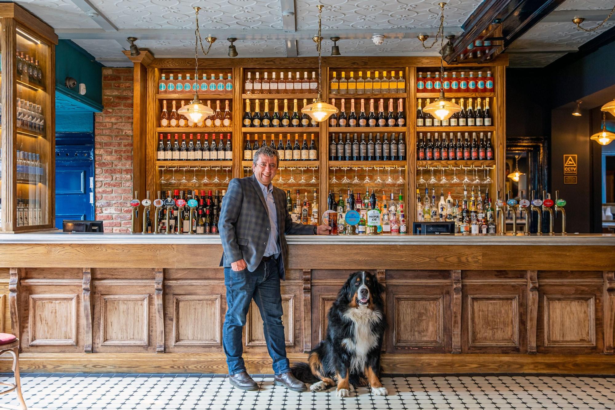 Bar/Salón The Windmill