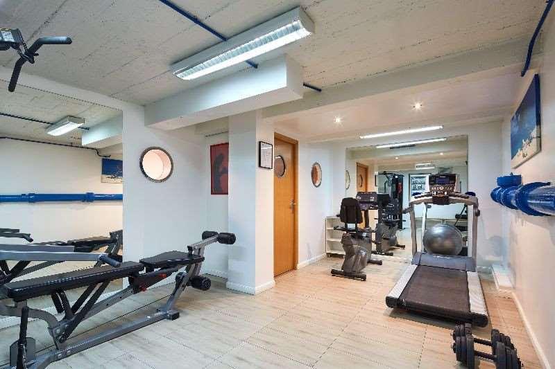 Gimnasio Hotel Résidence Paris Asnières