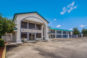 Alojamiento - Motel 6 Pensacola, FL - NAS
