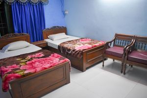 Alojamiento - New Capital Hotel