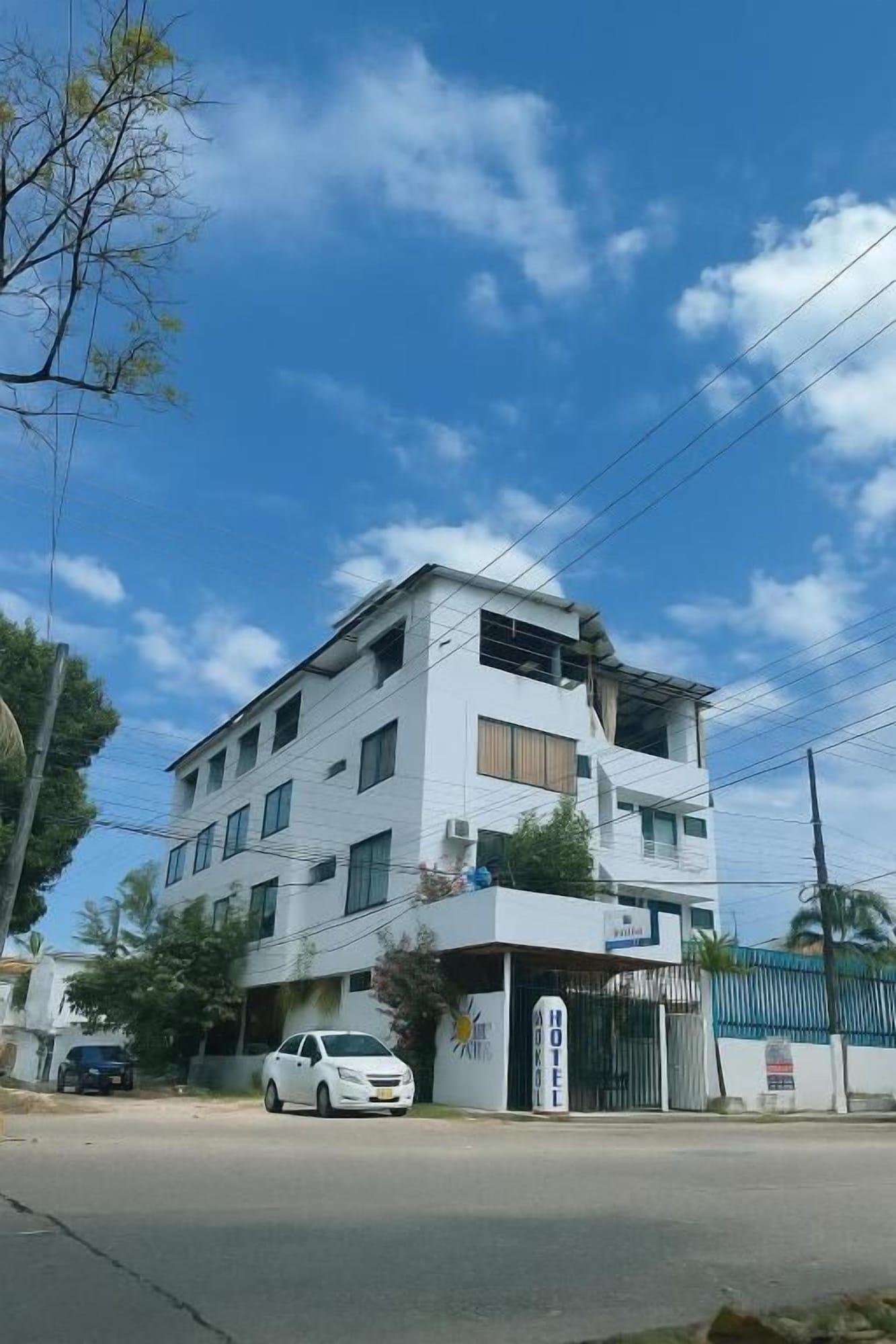 Vista Exterior HOTEL AVENIDA 15