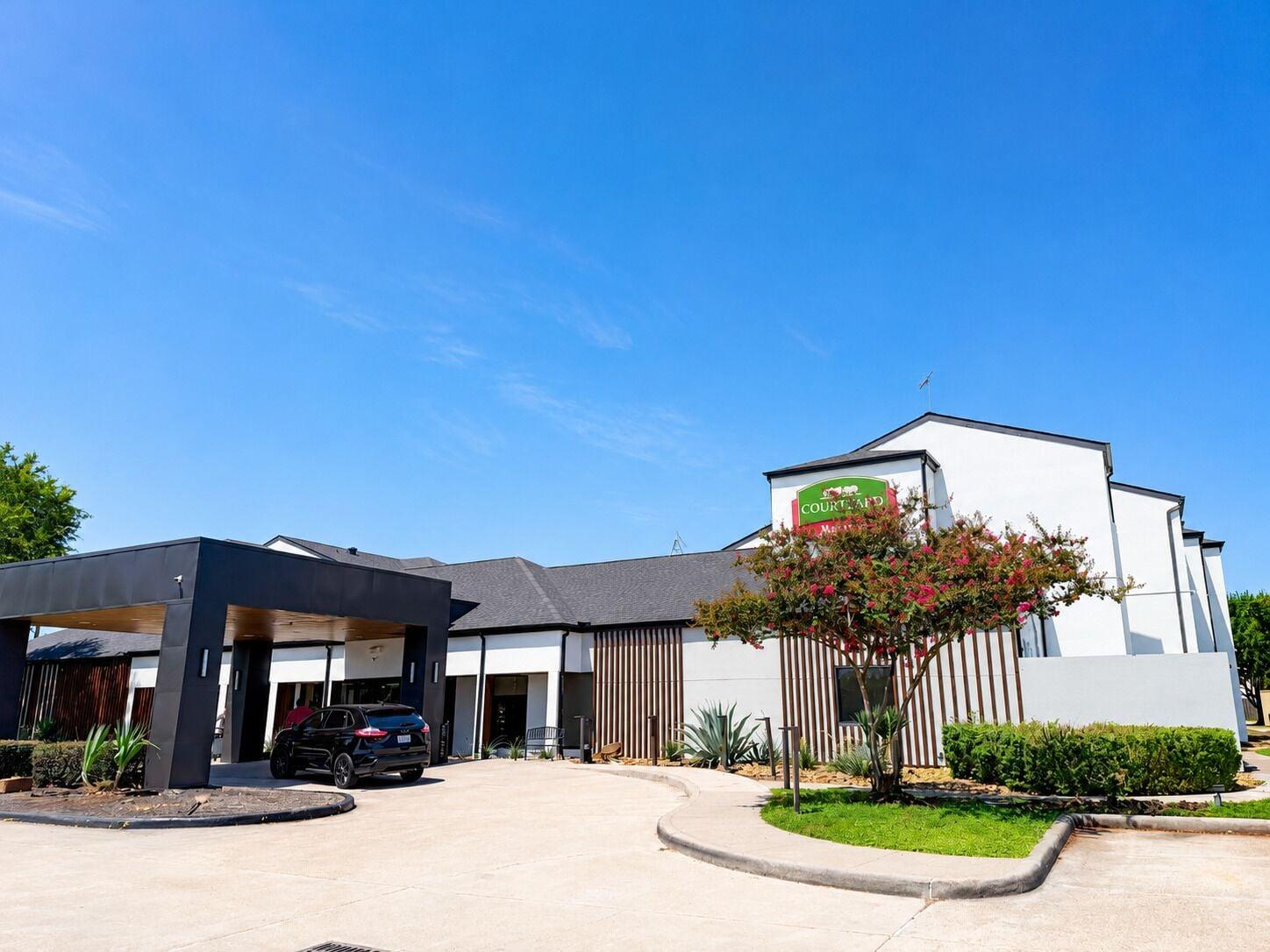 Vista Exterior Courtyard by Marriott Houston Hobby Airport