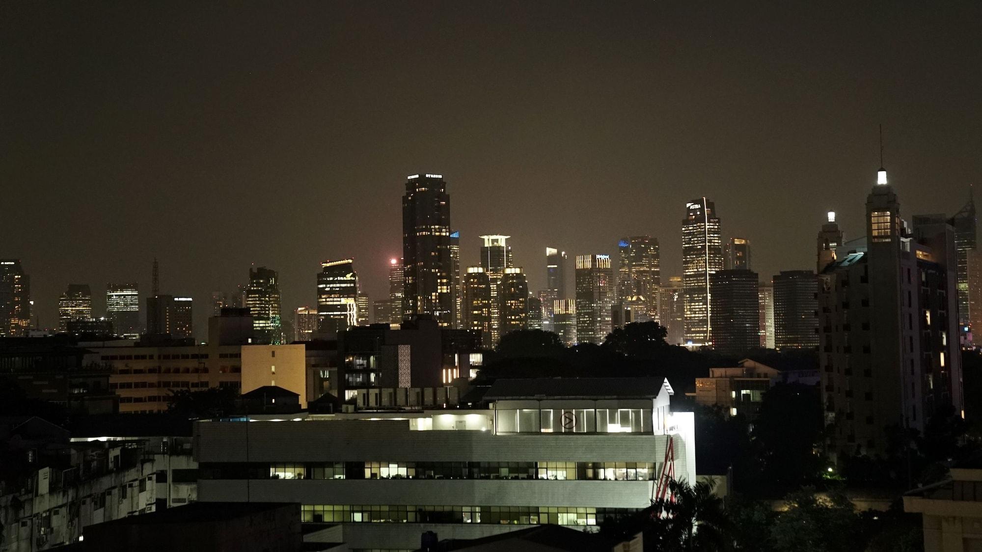 Vista Exterior Hotel Cikini