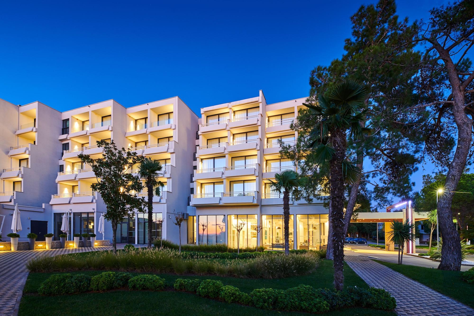 Vista Exterior Hotel Sipar Plava Laguna