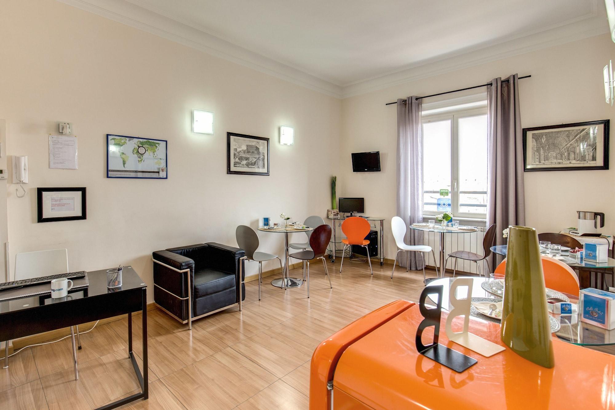 Vista Lobby Floor 6 by DOT Suites