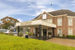 Alojamiento - Canterbury International Hotel