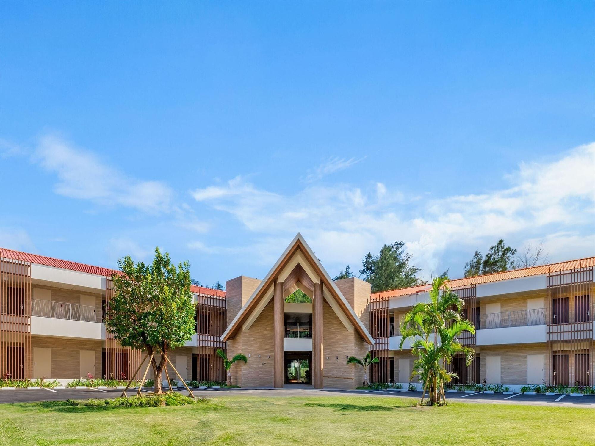 Vista Exterior TWIN-LINE HOTEL YANBARU OKINAWA JAPAN