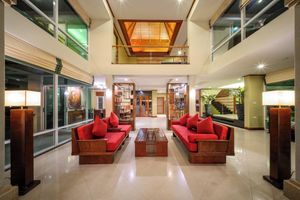 Alquiler Vacacional - Glasshouse Phuket | 6B villa | Short walk to 2 beaches | Sea view | Accessible