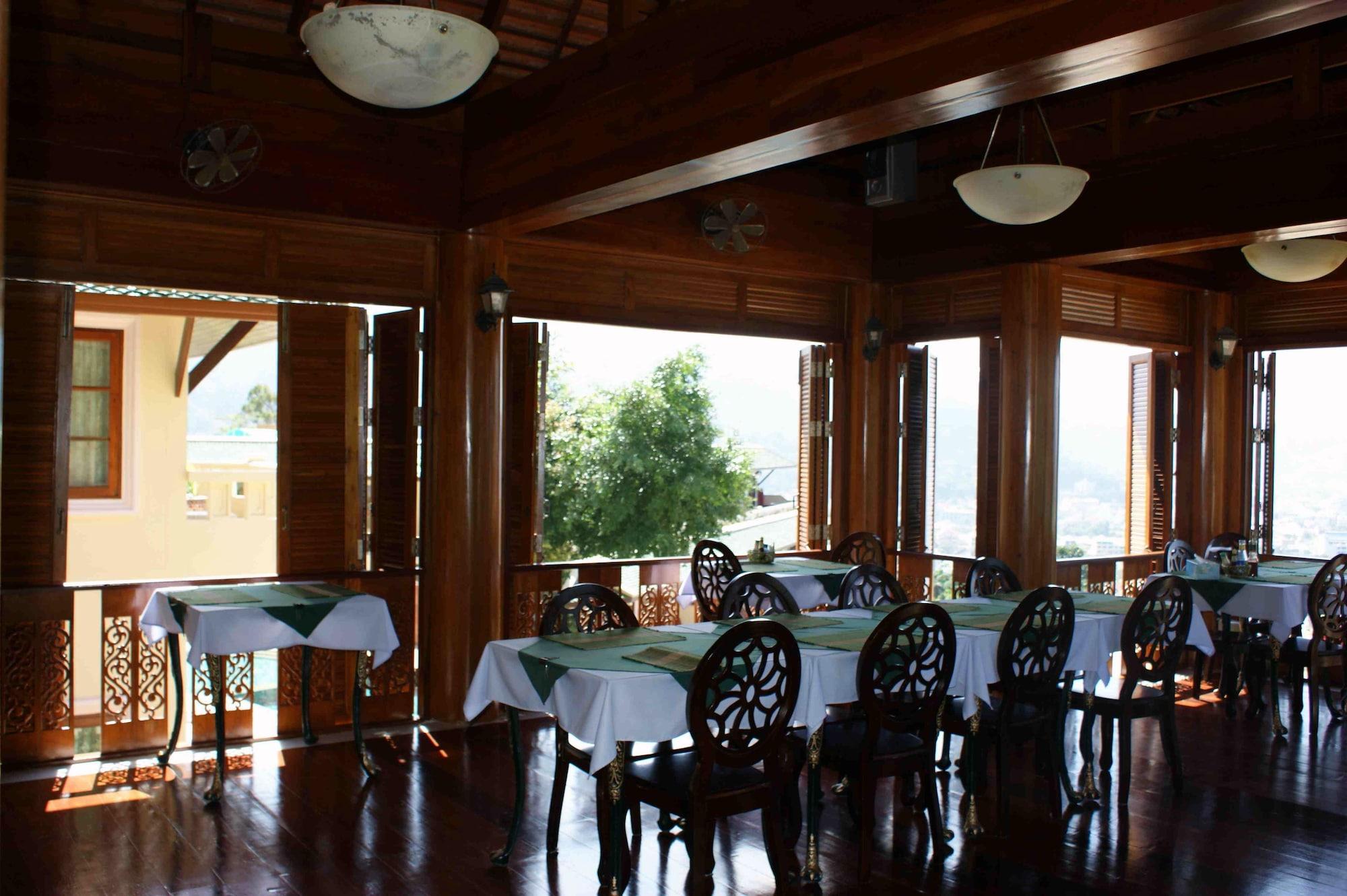 Restaurant Prince Edouard Apartment & Resort