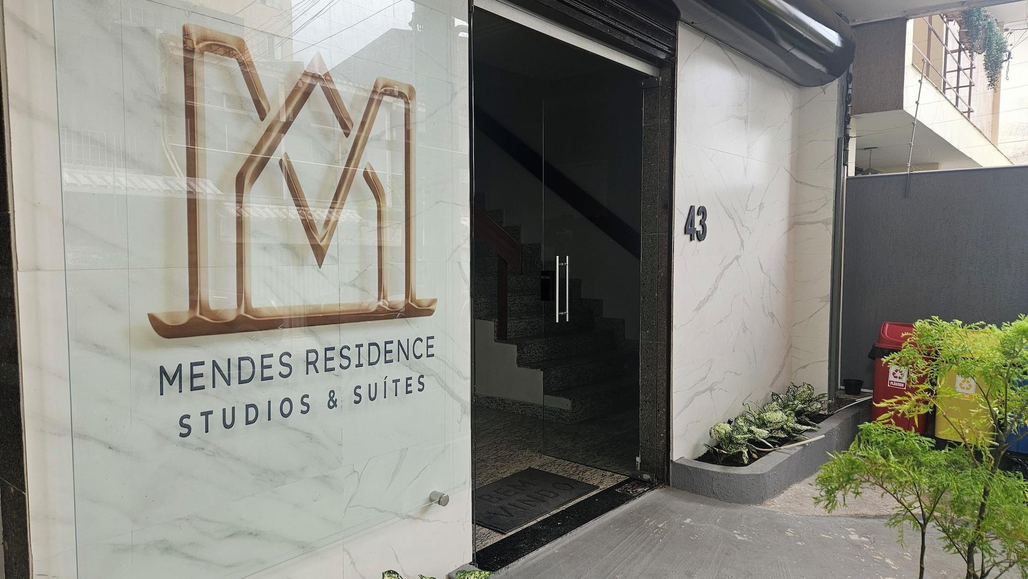 Vista Exterior Mendes Residence