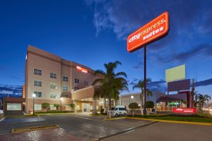 Alojamiento - Hotel Sierra by HP Hotels