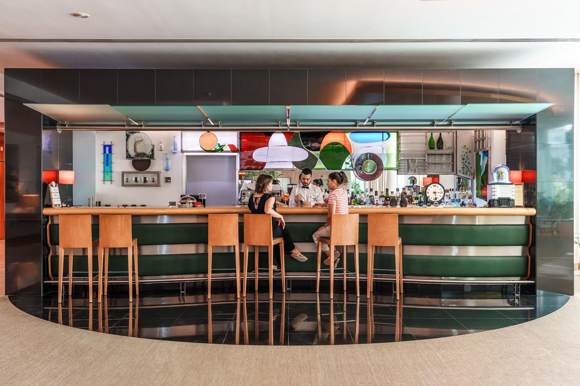 Bar/Salón Hotel Santa Maria