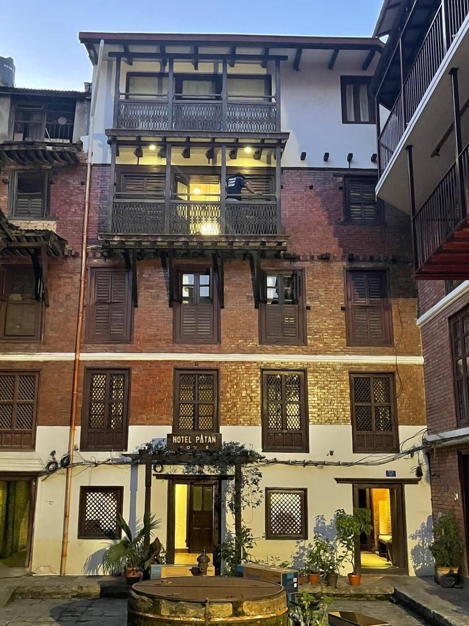 Vista Exterior Hotel Patan House
