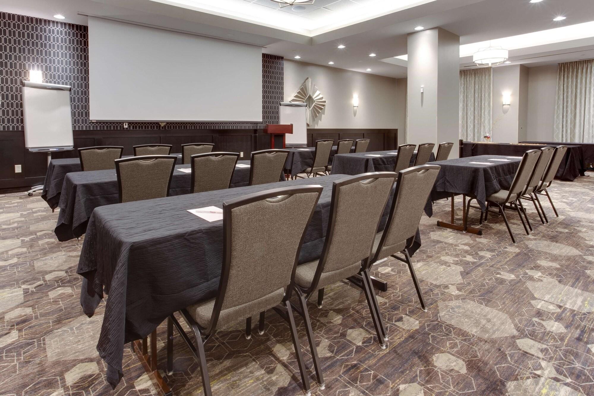 Sala de Reuniones Drury Inn & Suites Huntsville at the Space & Rocket Center