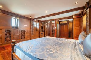 Alquiler Vacacional - 4 BR Royal Boat Pool Villa – Pattaya's Hidden Haven