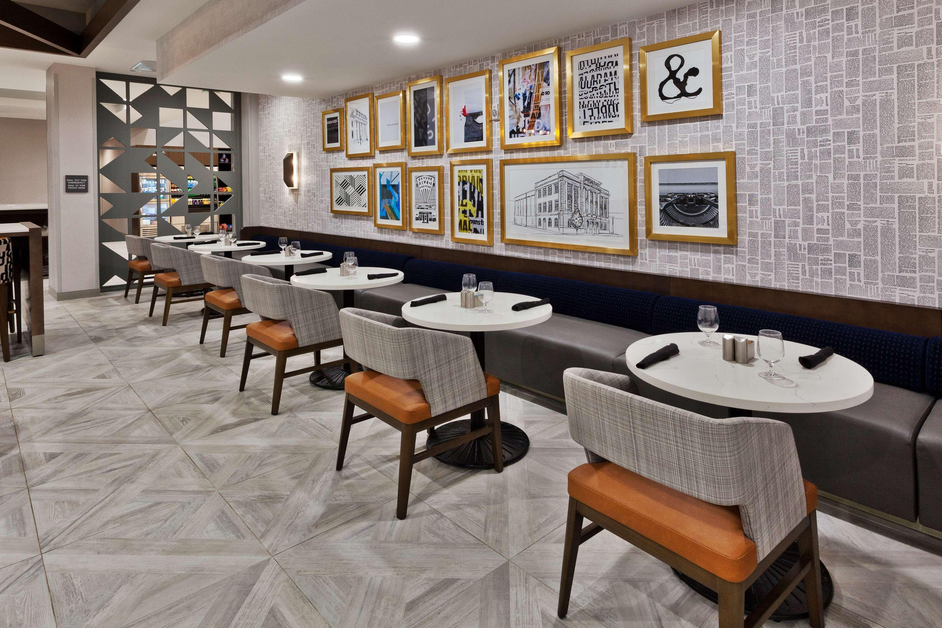 Restaurant DoubleTree by Hilton Dothan, AL