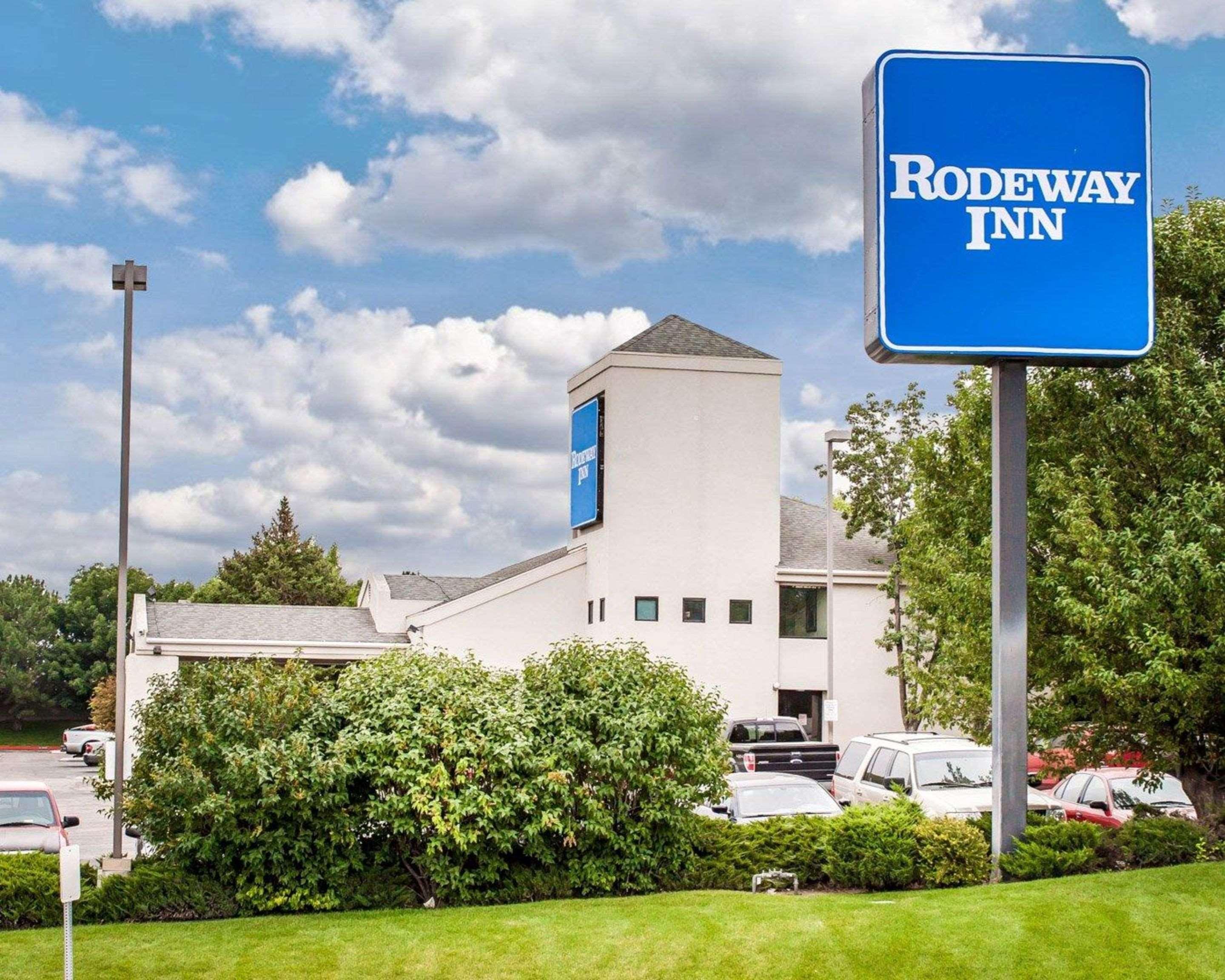 Vista Exterior Rodeway Inn Boise Airport