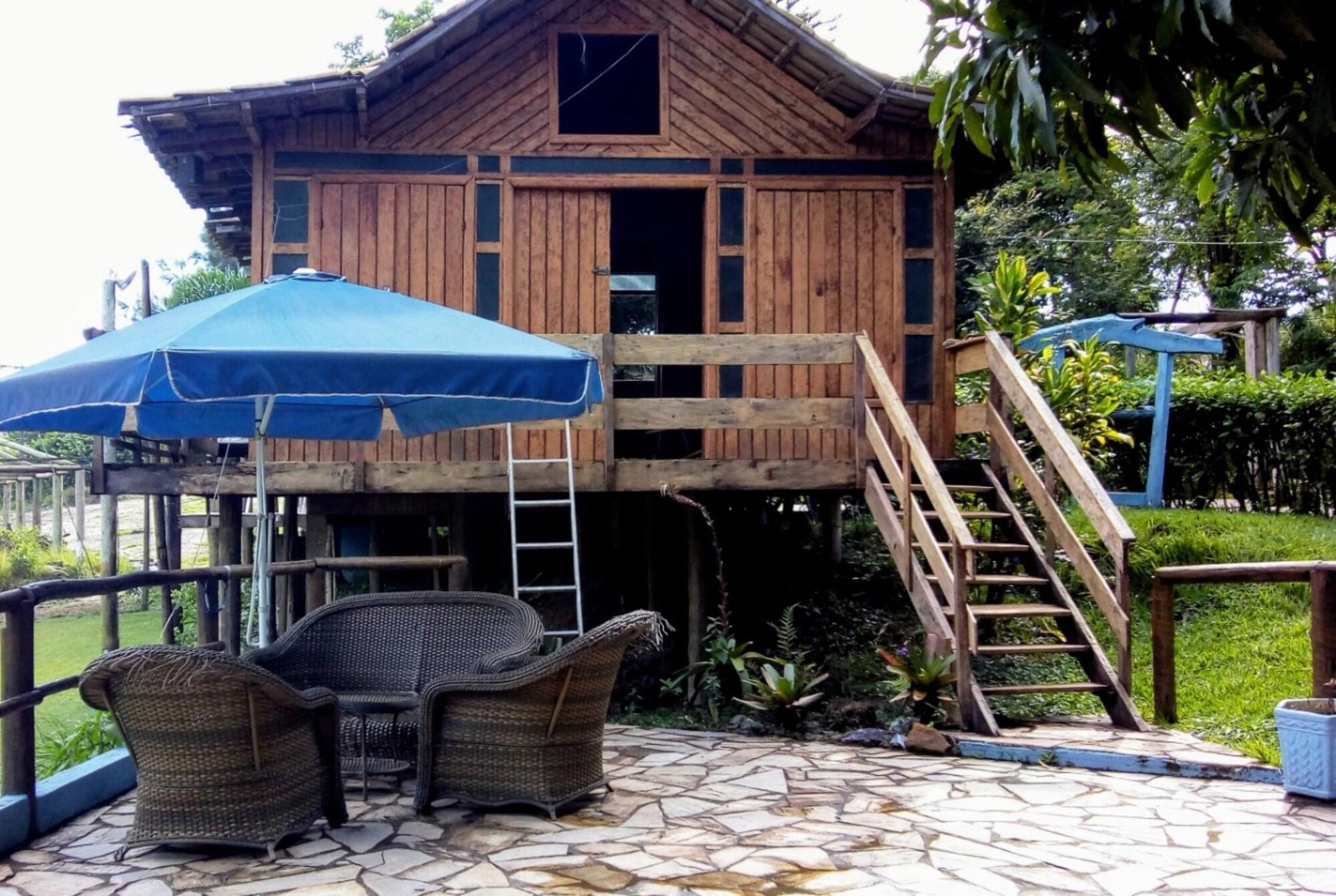 Vista Exterior Pousada Recanto dos Cisnes