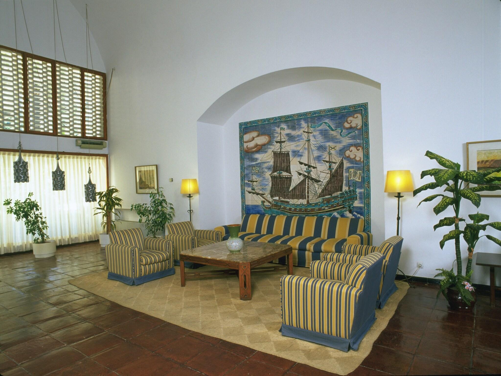Vista Lobby Parador de Ceuta