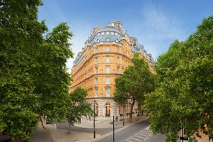 Alojamiento - Corinthia London