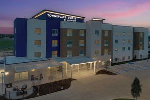 Alojamiento - Towneplace Suites BY Marriott Forney