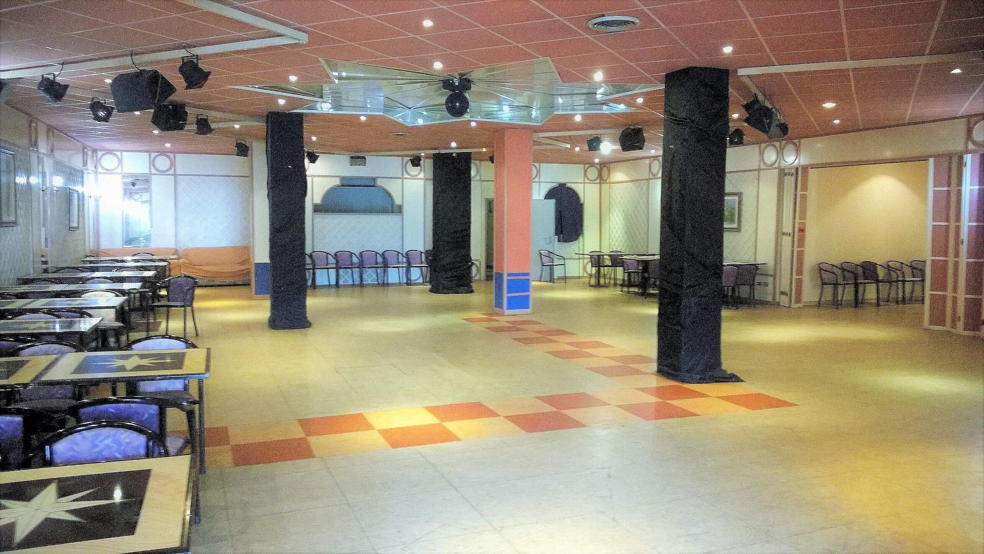 Salón de Baile Hotel La Rocca