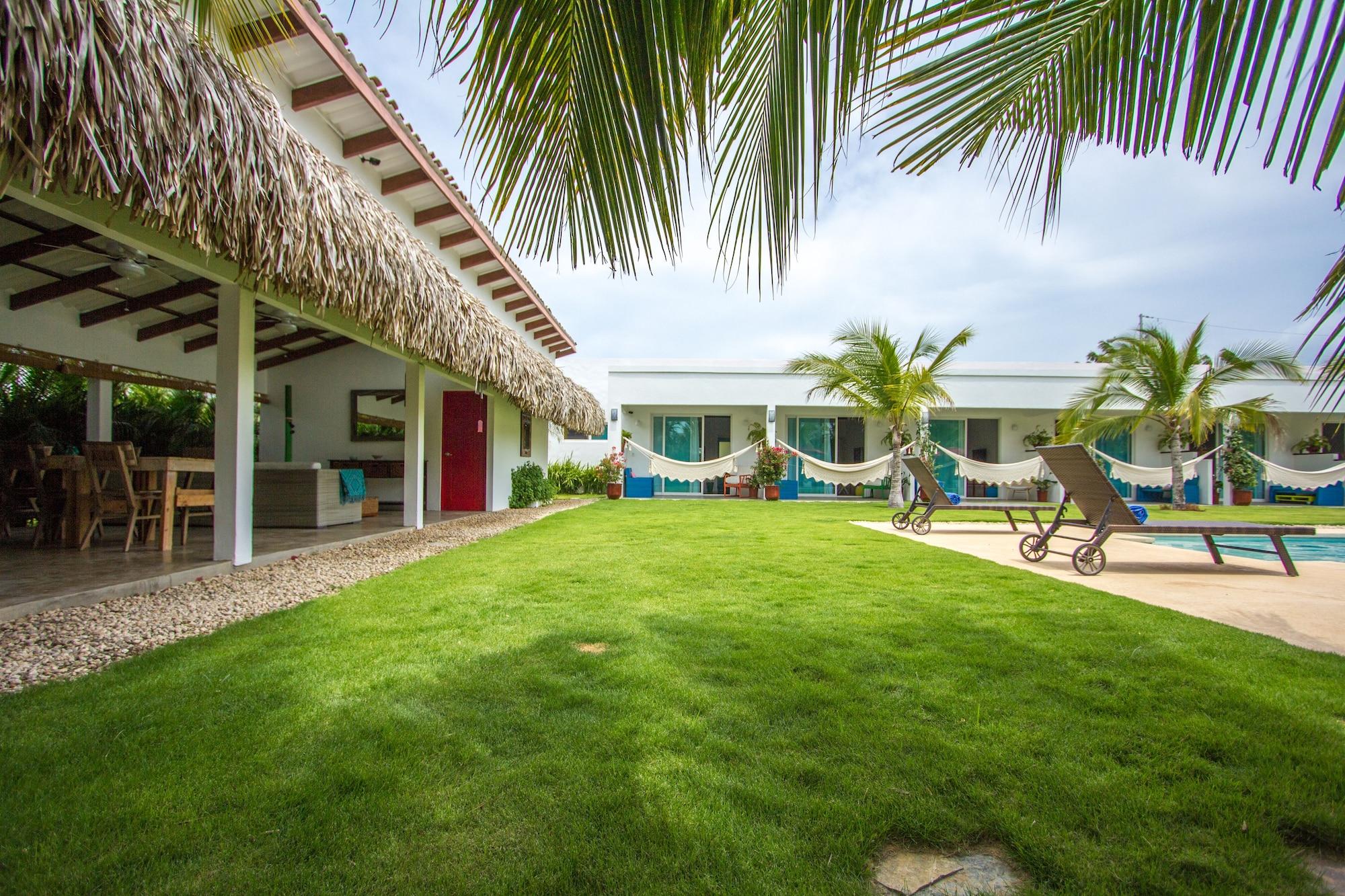 Varios Arganama Guesthouse