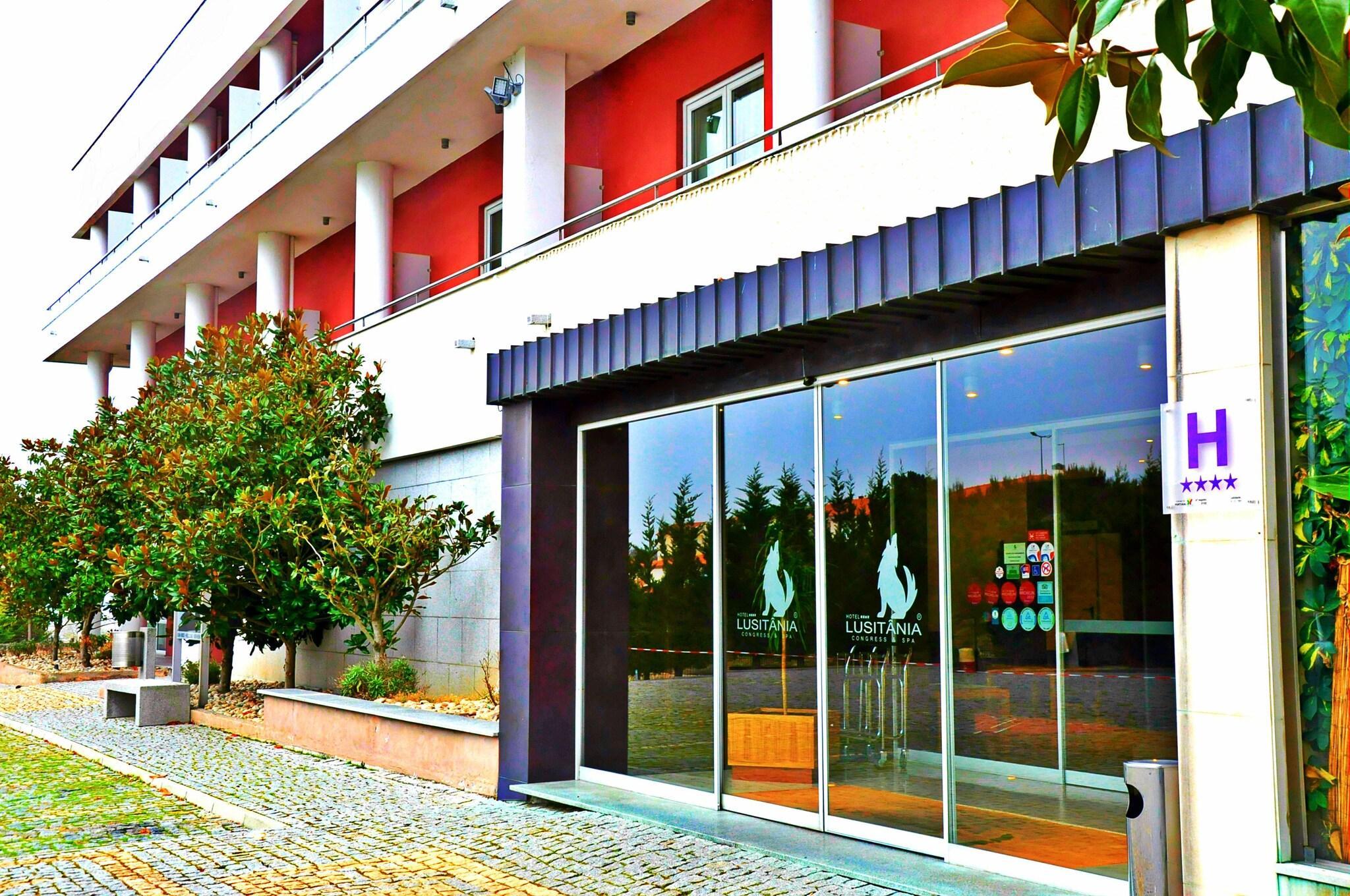 Vista Exterior Hotel Lusitania