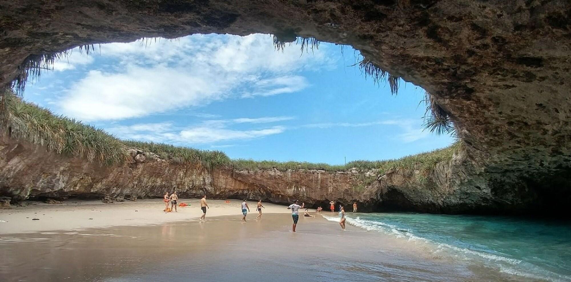 Instalaciones Recreativas Hotelito Mar Azul