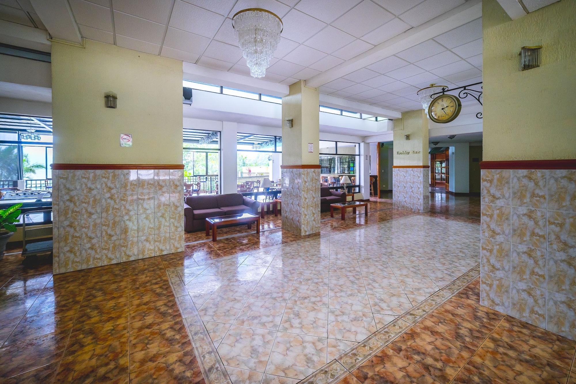 Vista Lobby Hotel La Riviera de Atitlan
