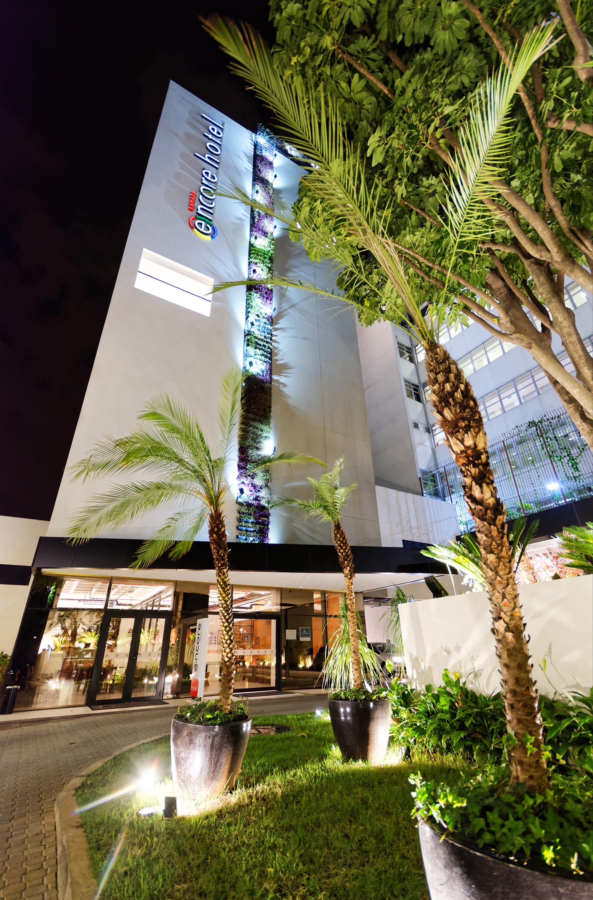 Vista Exterior Ramada Encore São Paulo Tiradentes Centro