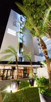 undefined - Hotel 3 estrellas con Desayuno continental