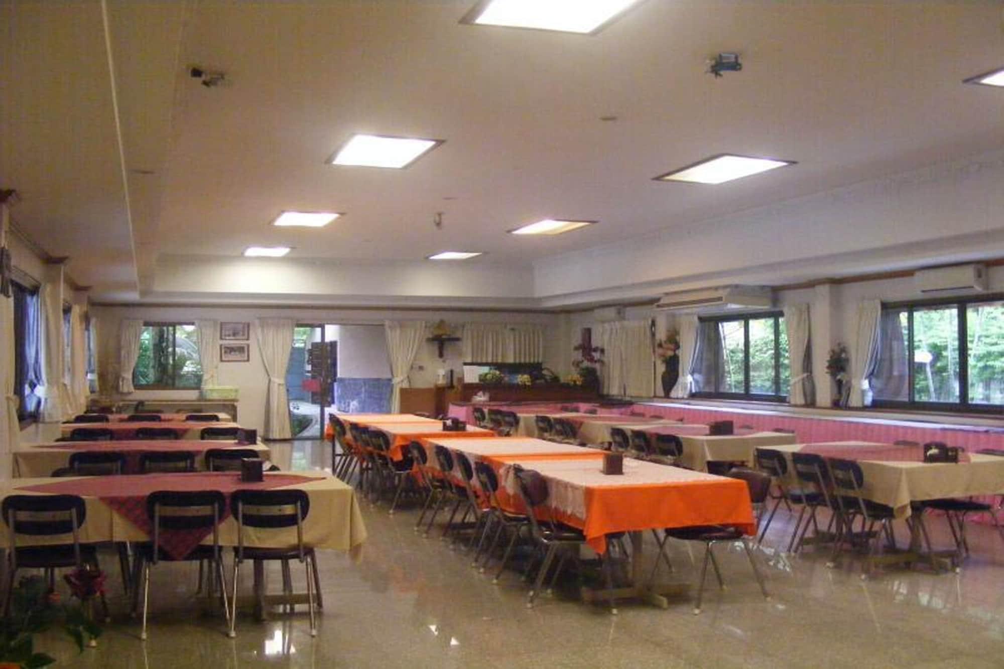 Restaurant Chart Thip Resort