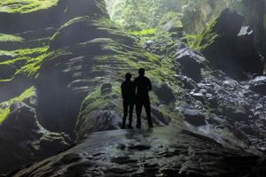 Actividad - Excursión a las cuevas de Phong Nha