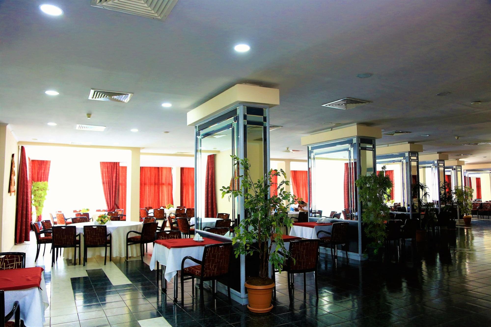 Bar/Salón Hotel Ak-Keme
