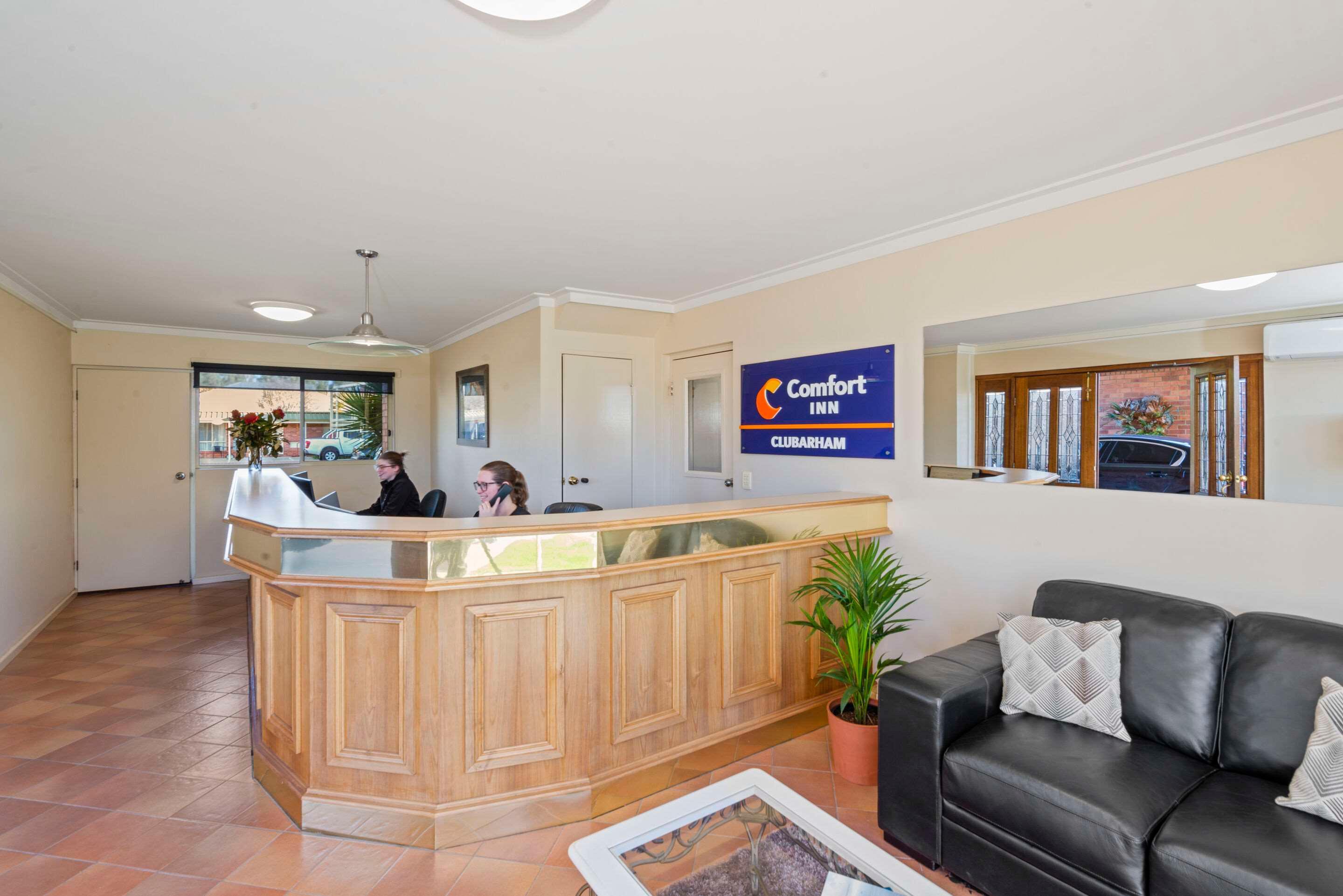 Vista Lobby Comfort Inn Clubarham