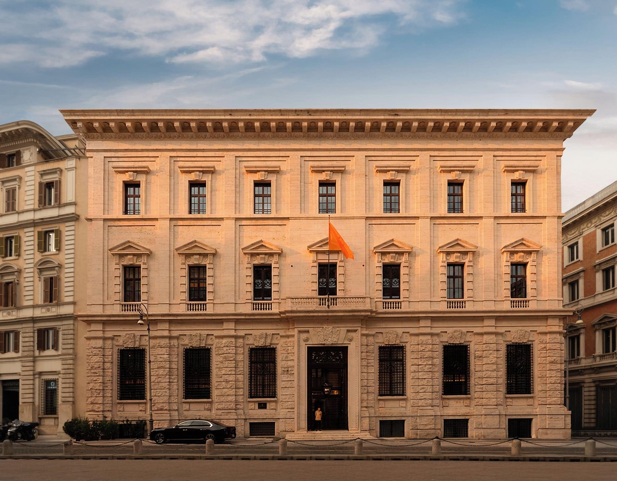 Vista Exterior Corinthia Rome