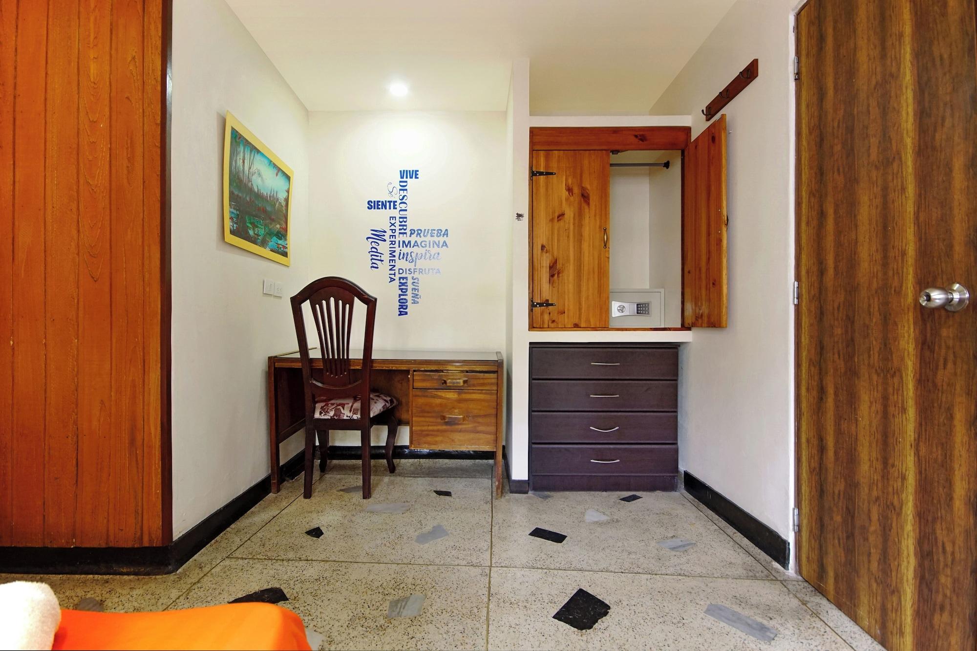 Set de Habitación Ding-Dong Hostel