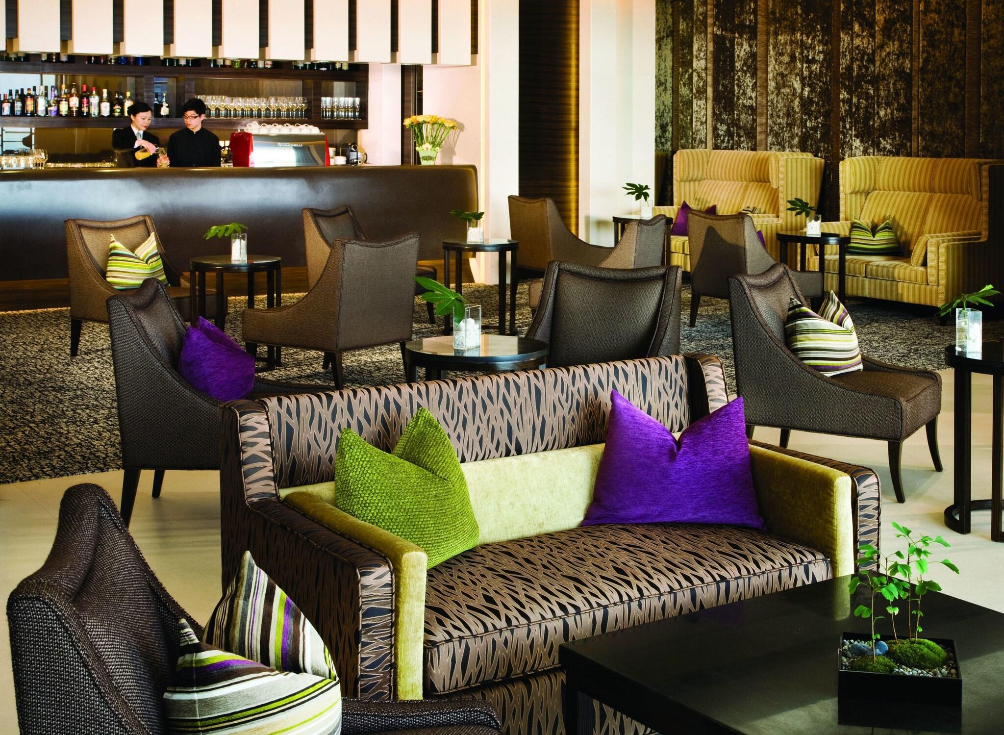 Vista Lobby The T Hotel