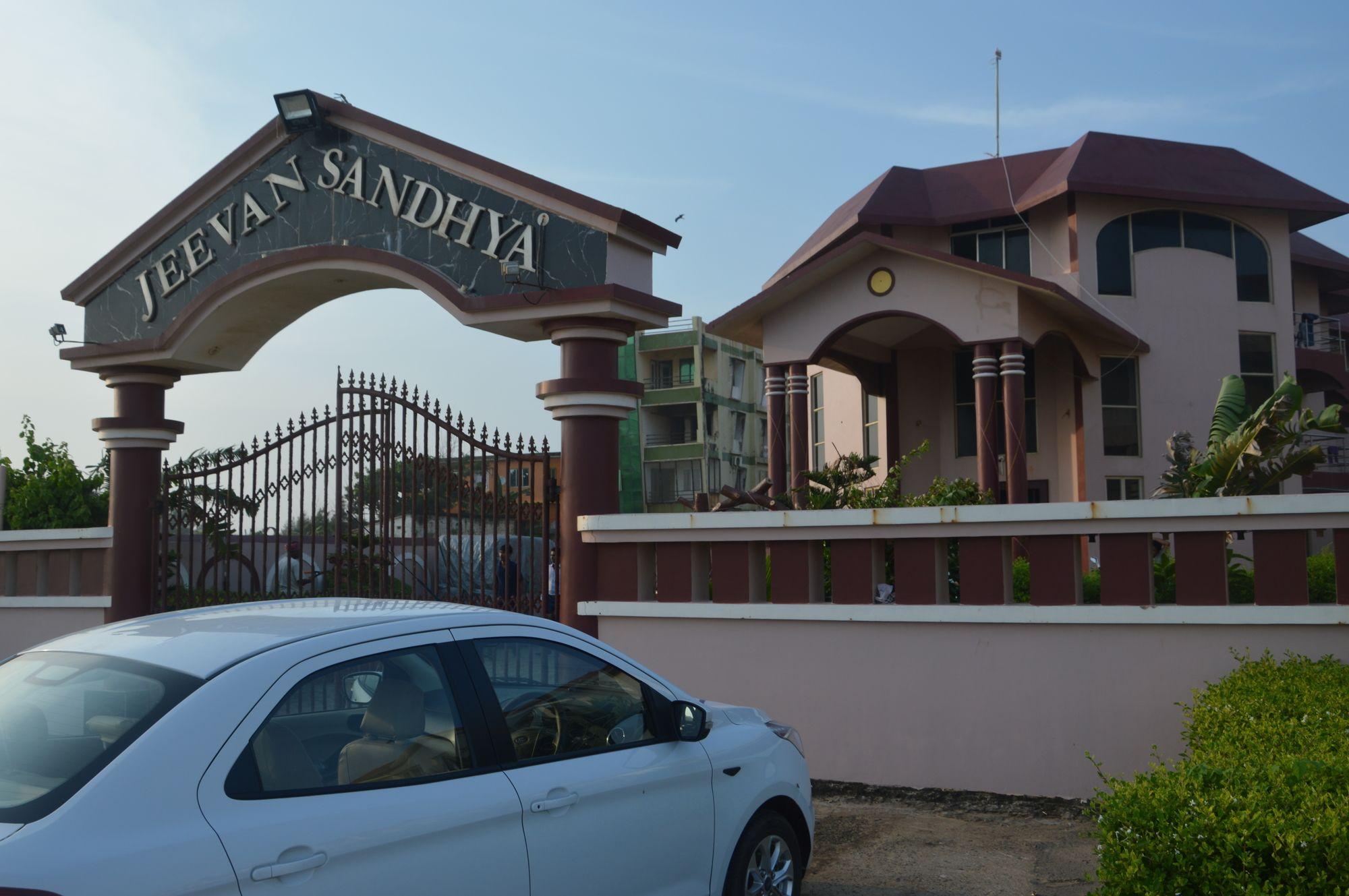 Vista Exterior Hotel Jeevan Sandhya