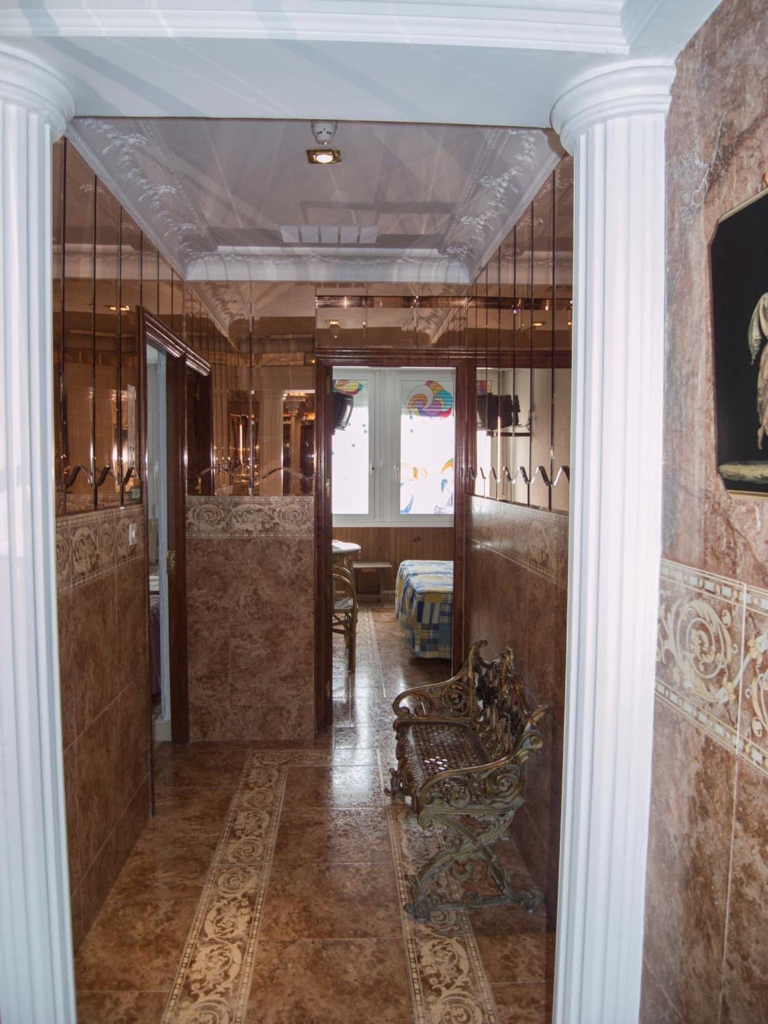 Comodidades del Alojamiento Hotel Dato