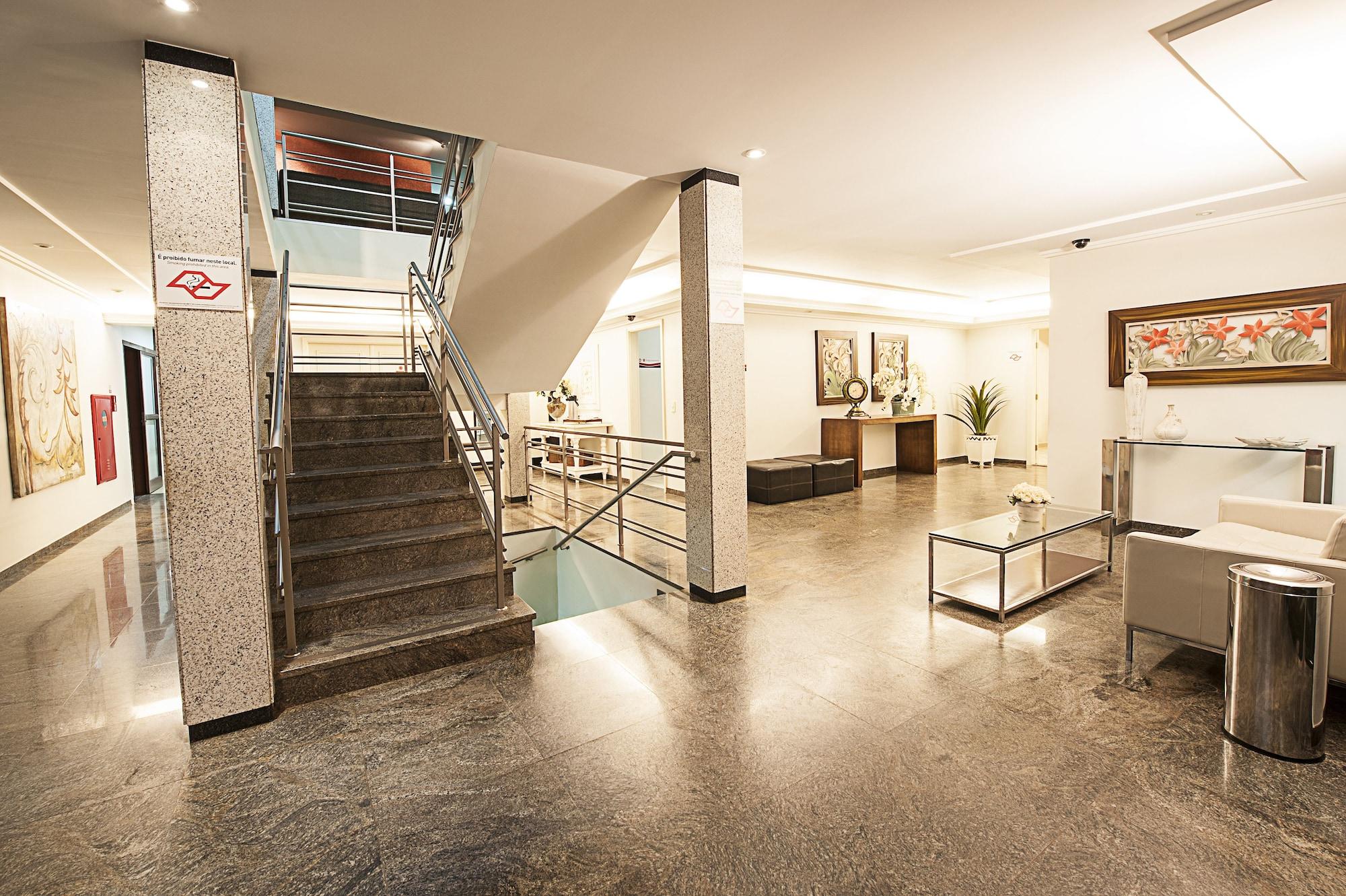 Vista Lobby Reisper Palace Hotel