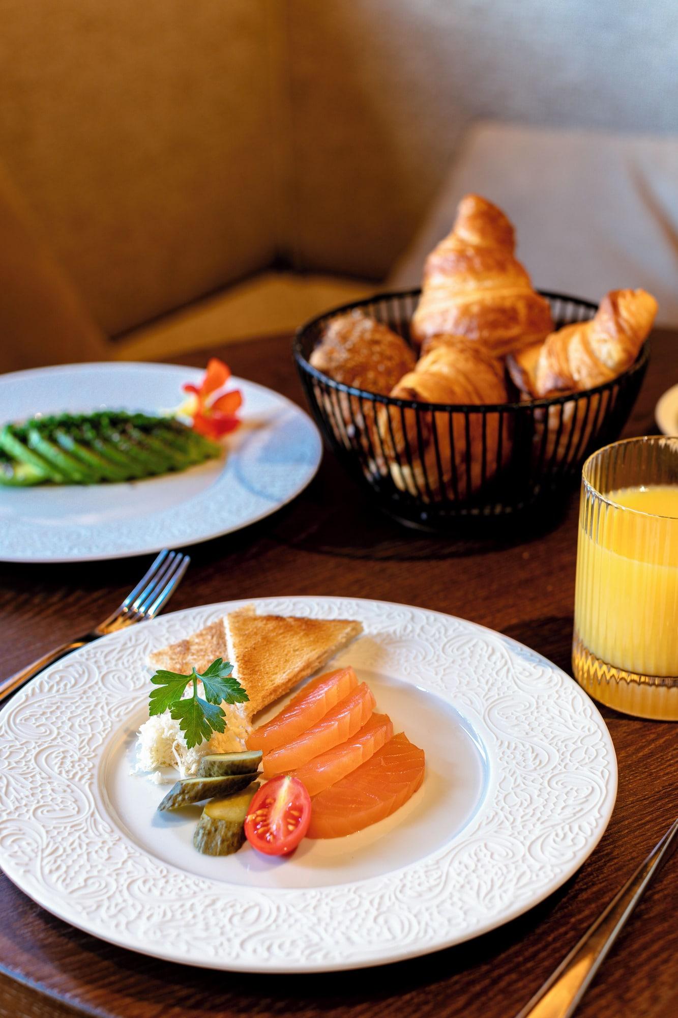 Restaurant Miiro The Mansard